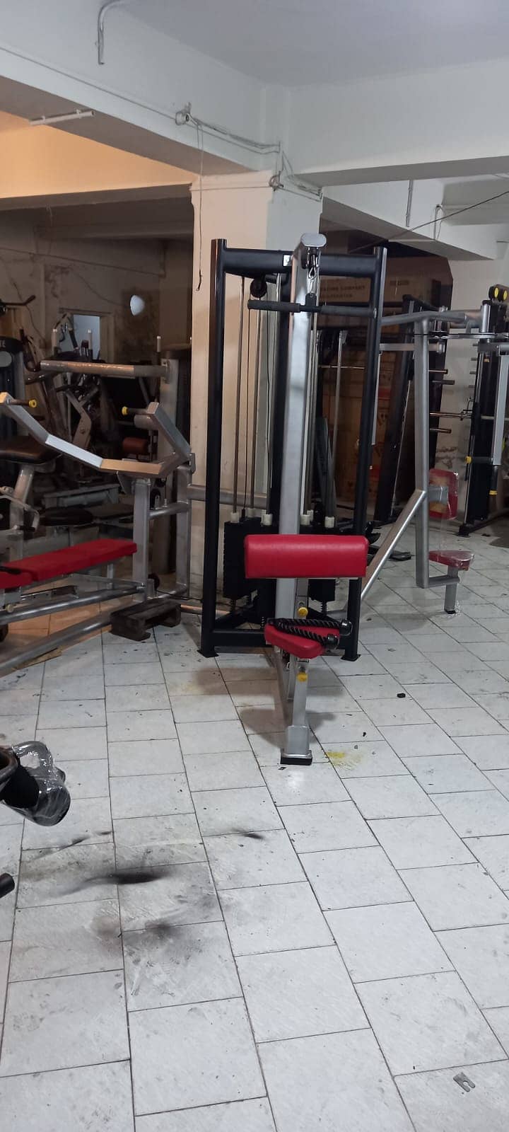 Power Rack Smith Trainer functional gym setup dumbbell treadmill plate 14