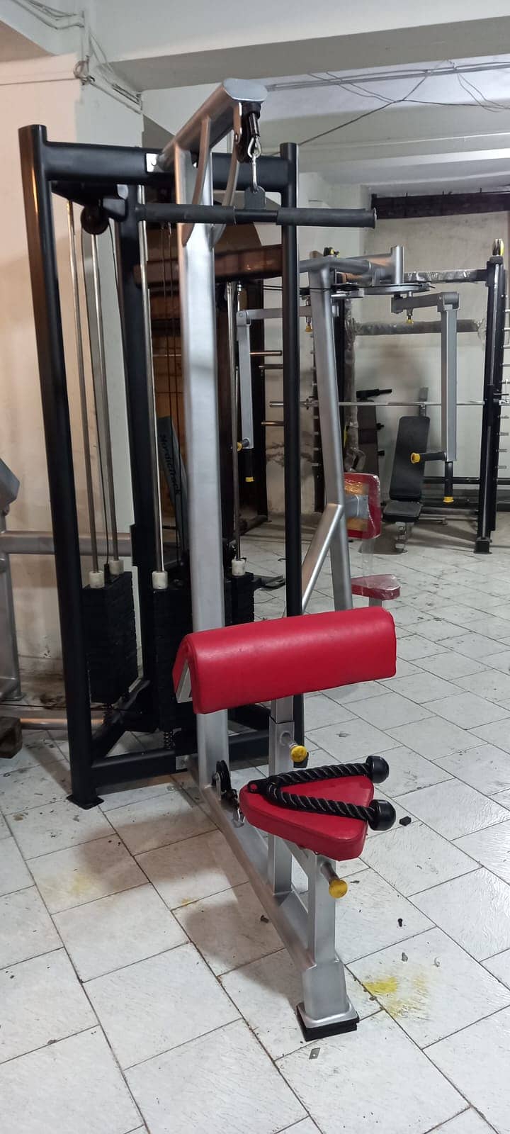 Power Rack Smith Trainer functional gym setup dumbbell treadmill plate 18