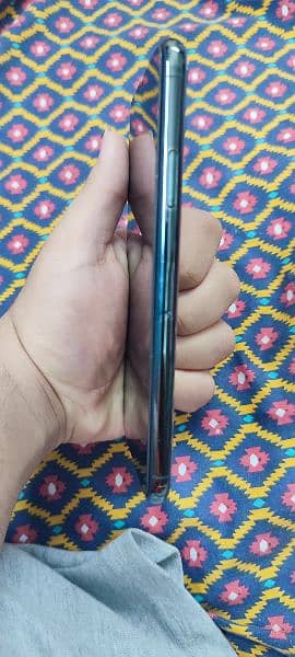 Iphone 11 Pro Max 256 GB PTA Approved - call 0,3,0,0,7,1,0,4,4,9,5 12
