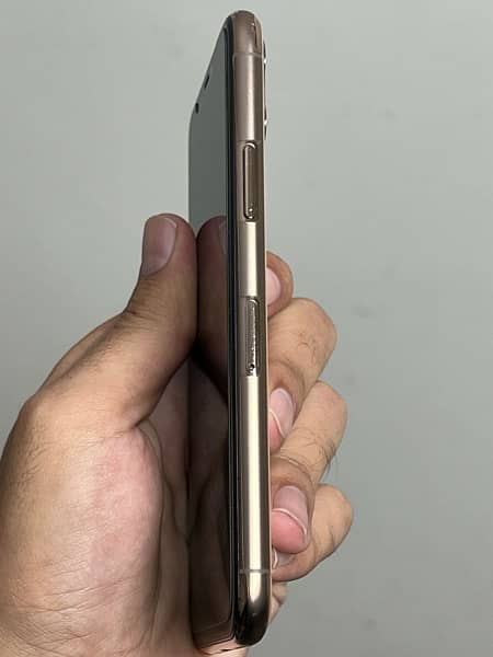 iphone 11 pro 512GB Approved 4