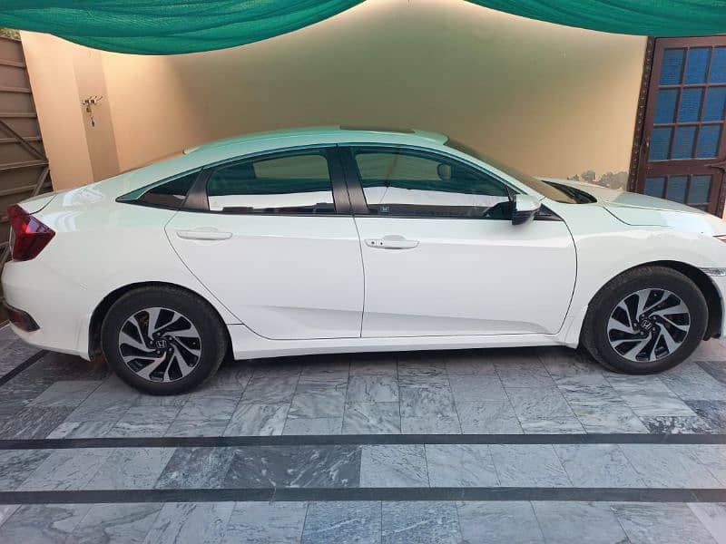 Honda Civic 2017 model for sale 1