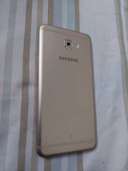 Samsung C7 Pro 4/64 0