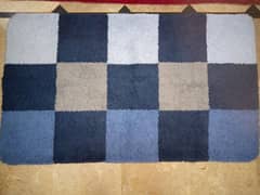 Floor rug/small mat