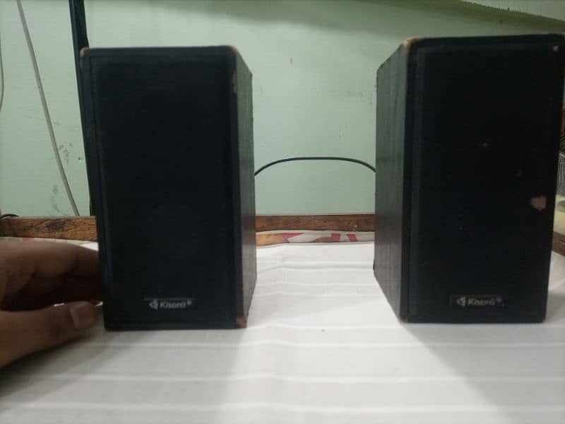 kisolni Bluetooth speaker 4