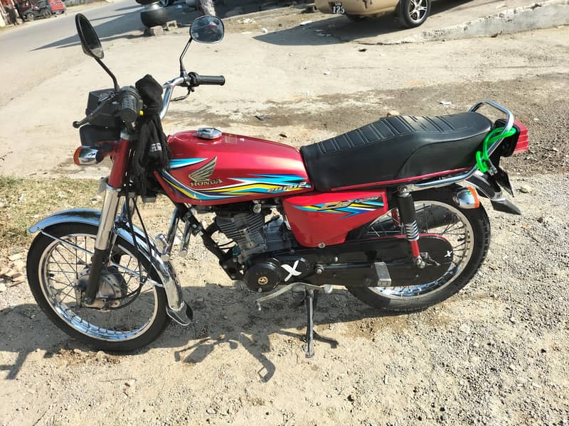 Honda 125 2018 model 2020 Register Rawalpindi number lush condition 7