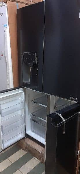 LG GF-D708BSL French Door Refrigerator 2
