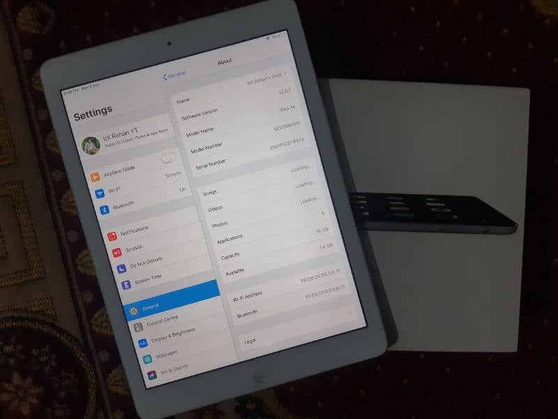 IPAD AIR WITH BOX 1 RAM 16 STORAGE BEST FOR GAMING PRICE IS NEGOTIABLE 10