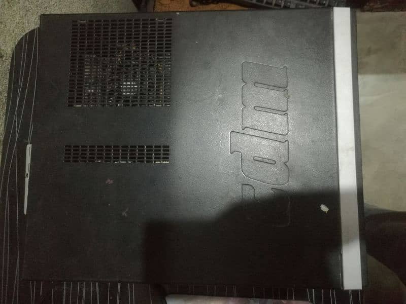 AMD A4-7300 with 4gb Ram and 500 hdd 3
