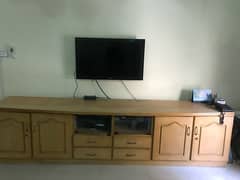 tv cabinet in excellent  condition