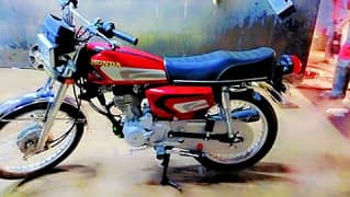 Honda self start bike Urgent for sale . Contact the Number 03149784688 0