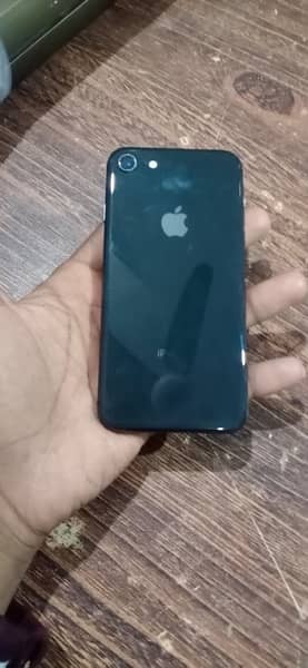 iPhone 8 non pta black 4