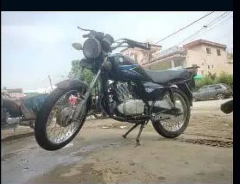suzuki gs 150 2015