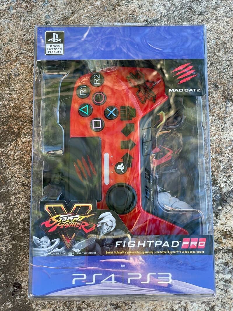 Mad Catz Street Fighter V FightPad PRO for PlayStation 3 & 4 3