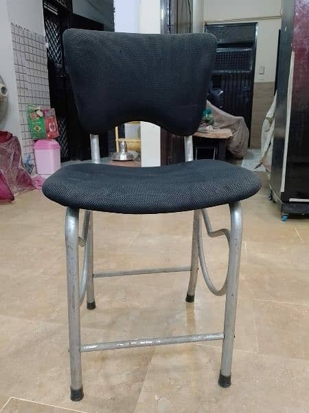 computer chair (good condition) 1