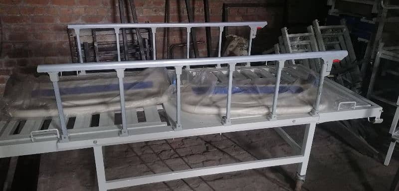 Examination Bed Hospital Bed Surgical Bed Patient and Furniture 7