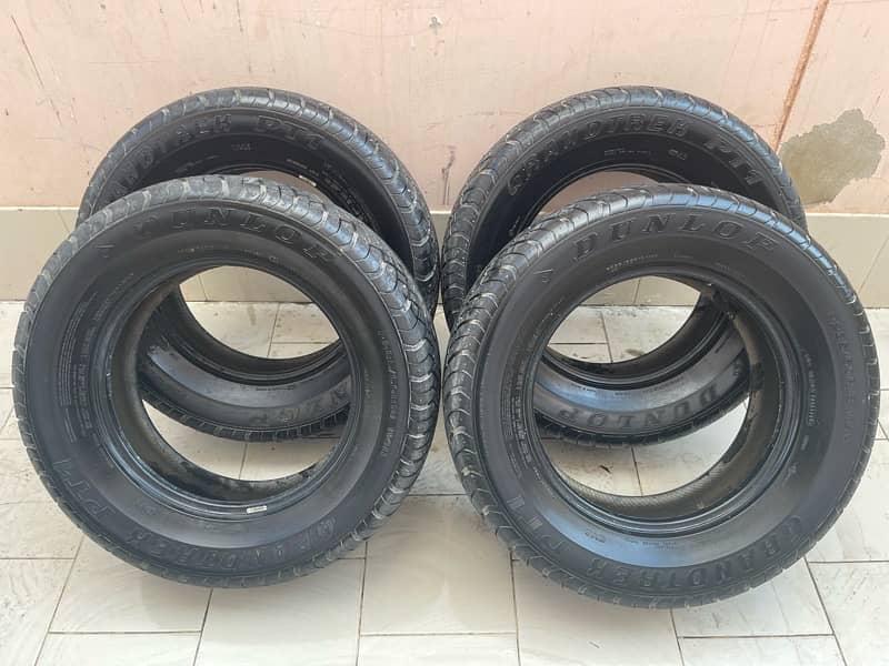 Japani tire Dunlop for SUV Car 1