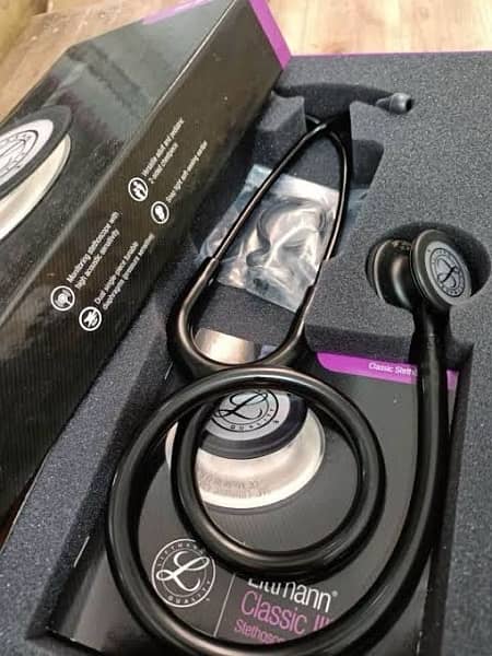 3M littmann Classic lll stethoscope ,New Box pack,03338369273 16