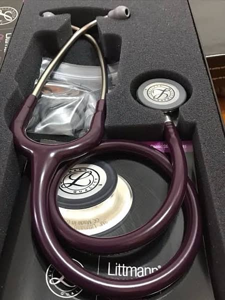 3M littmann Classic lll stethoscope ,New Box pack,03338369273 18