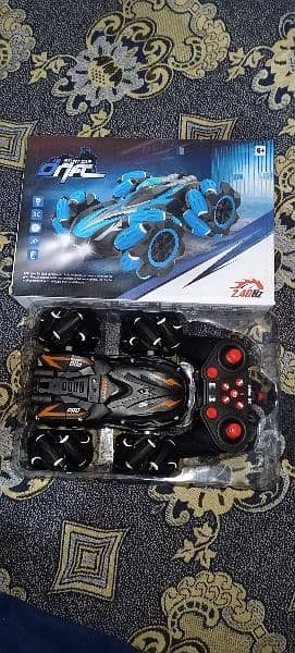 Stunt Car 360 Driving CAR Toy Rechargeable Bettreis Included 4