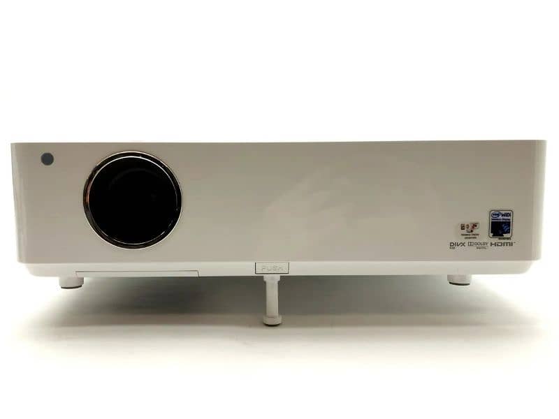 LG BG630 Projector 1