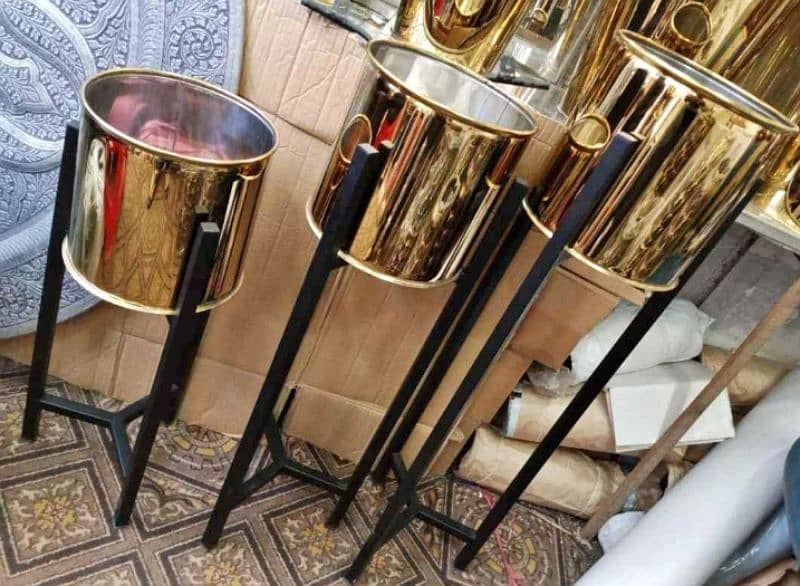 Golden Stainless Steel Pot With Metal Stands 5