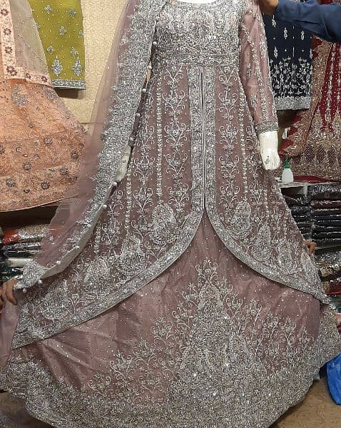 Rent wedding Lehnga/ Rent bridal Lehnga / Rent Maxi / Lehnga on rent 15