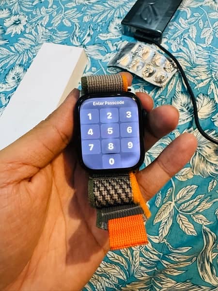 Apple Watch Series 7 (45mm) 0