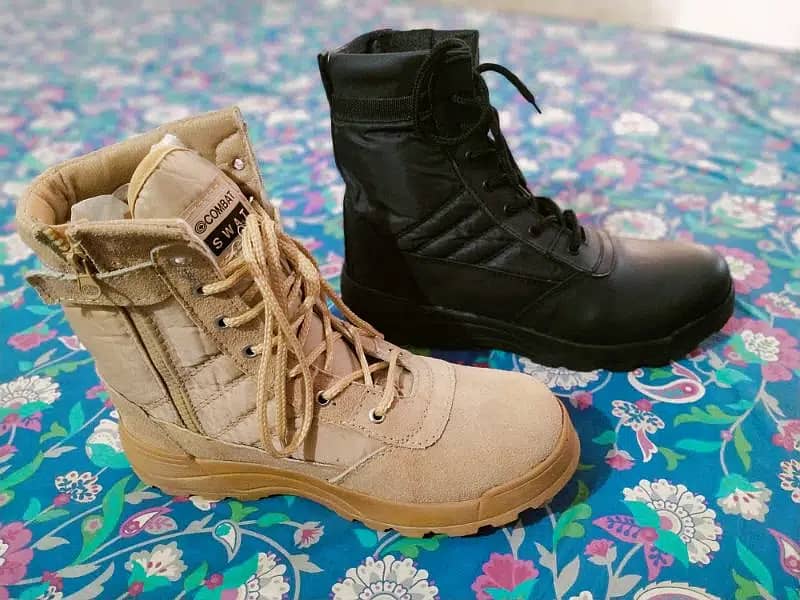 Long Swat & Delta Shoes for Men - Army Style Boots - Khaki & Black 3