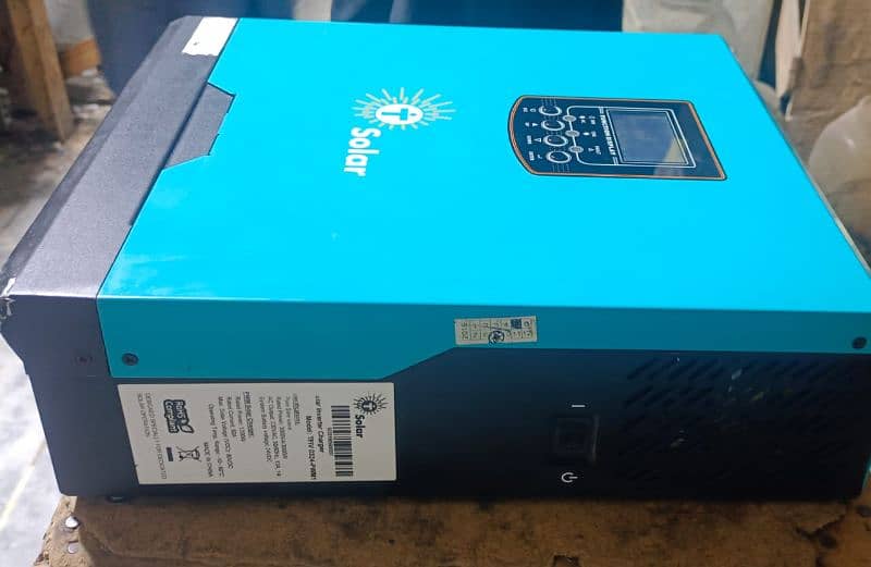 3kw T Solar inverter in good condition 3