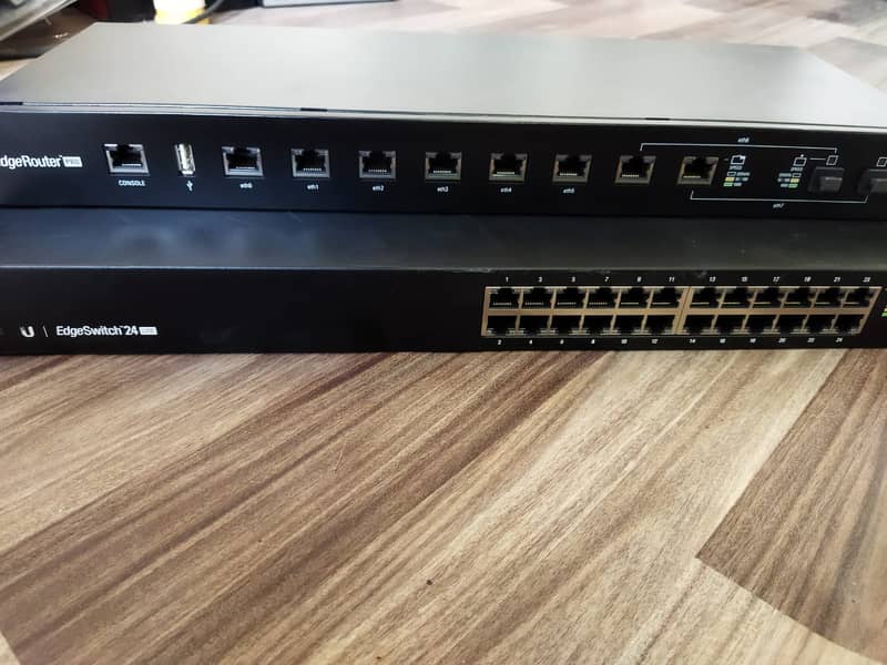 Ubiquiti Networks Edgerouter Pro 8- 8 Port Router 2Sfp (ERPro-8),Black 1