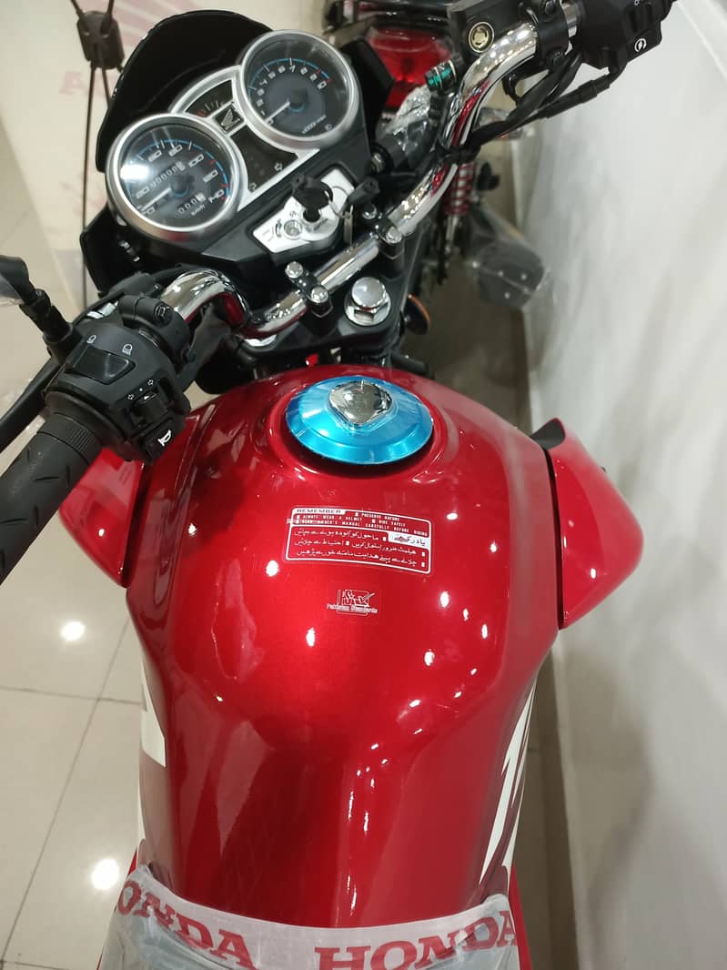 HONDA CB 150F 2024 Model 6