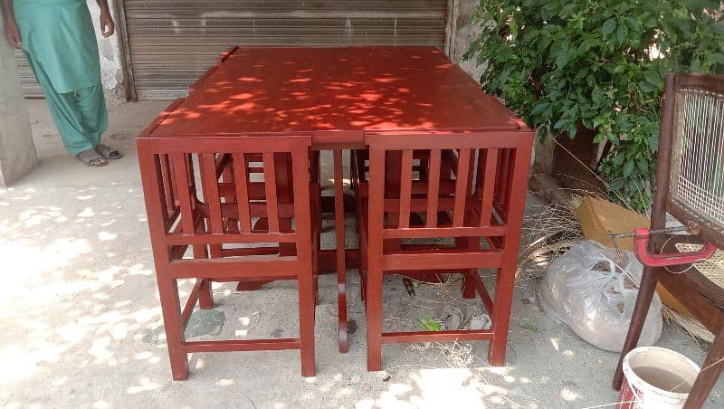 Dining table compact size 1