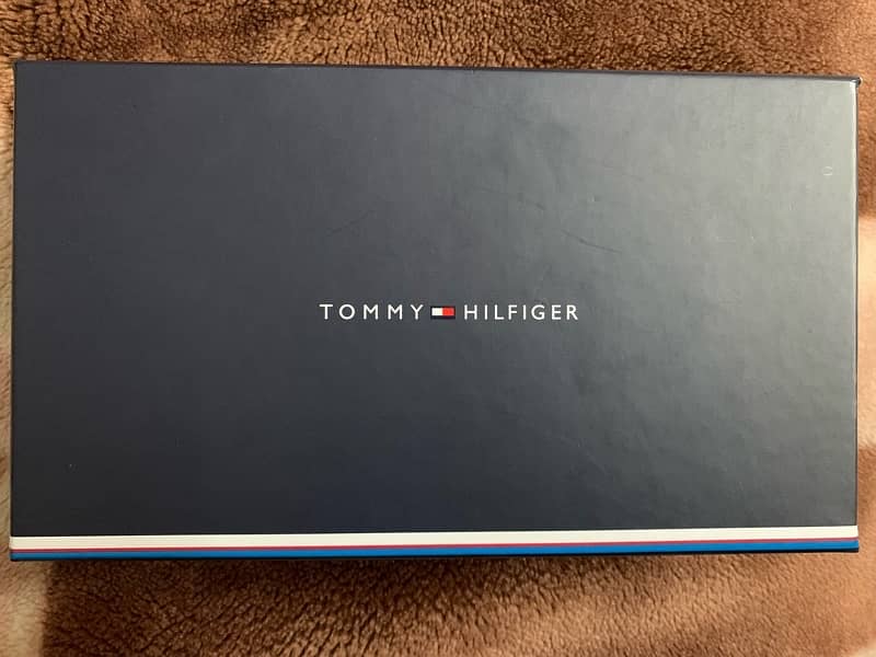 Tommy hilfiger clutch for sale 0