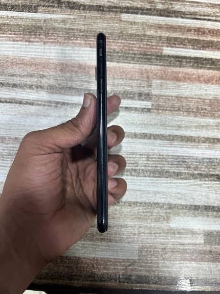 iPhone 7 Plus 256GB PTA Approved 5