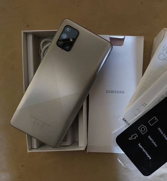 samsung a71 8gb 128gb with complete box accessories 0