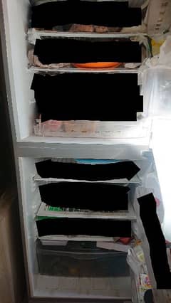 PEL refrigerator in good condition 0