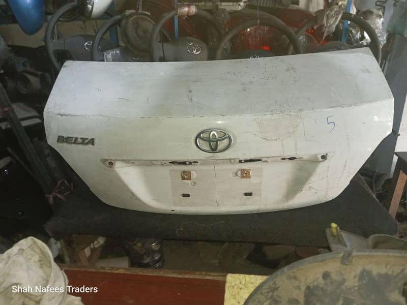 Toyota Belta Trunk - Toyota Belta Deggi - Toyota Belta Used Auto Parts 1