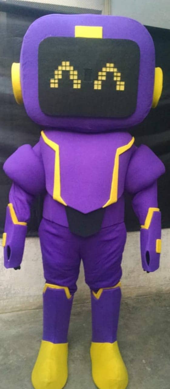 Puppet mascot cartoon costume maker inflatable balloon jumping castle 4