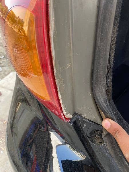 toyota corolla tail light and bumper 4