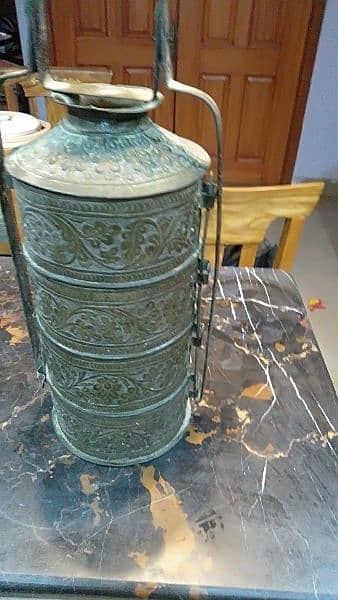 old antique mughal emprior era Tefan dan with great muglia art
