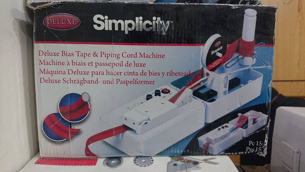 Simplicity RotaryCutter,ElectricHand Felting,12 Needle,Bias Tape Maker 5