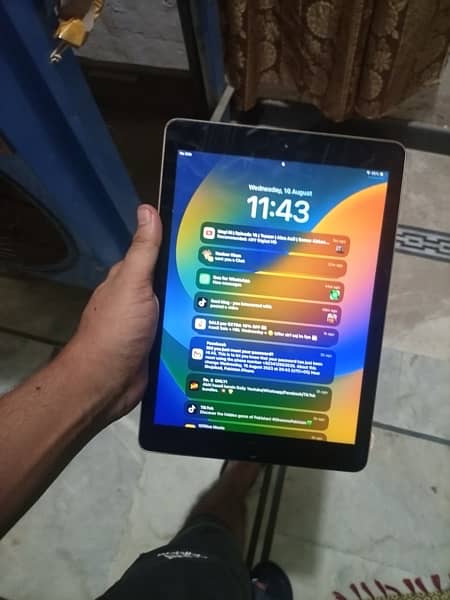 ipad 5th generation 128 2