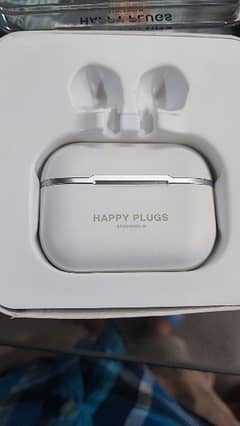 Airport happy plugs