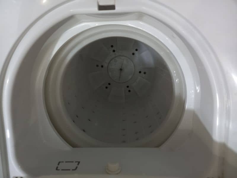 Dawlance washing machine with dryer 10kg 8