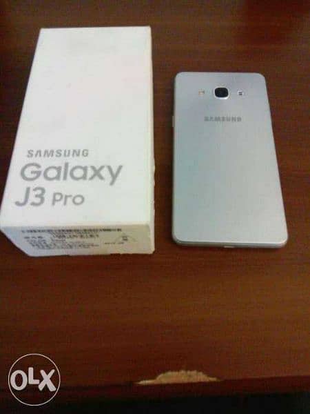 Samsung Galaxy J3 Pro 0