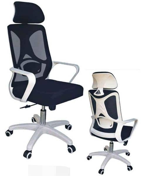 any office chairs available contact on WhatsApp 5