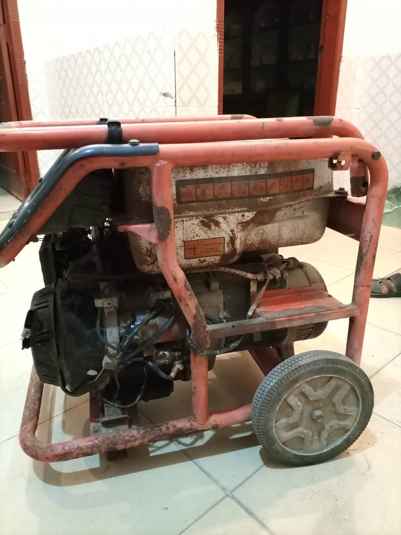 Electric Generator for sale with Fuel 5KV Japan 1