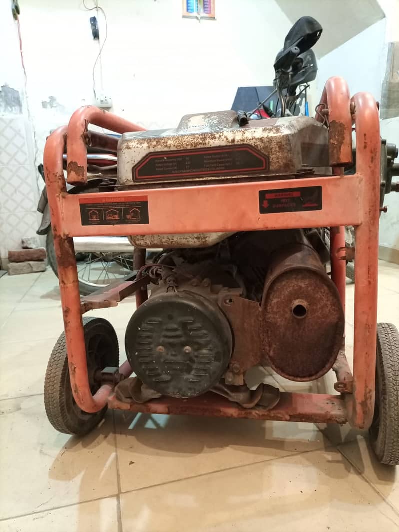 Electric Generator for sale with Fuel 5KV Japan 3