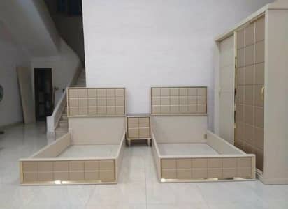 k. s furniture day raha hai 50% off par furniture