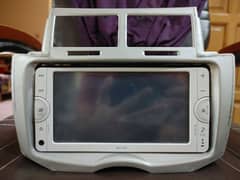 Multimedia Screen Vitz 2006 Japani with console fitting
